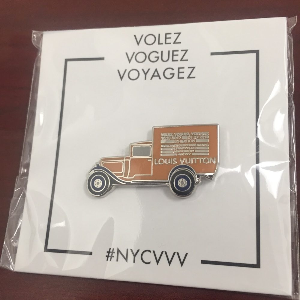 Louis Vuitton LV Volez Vogues Voyagez Truck Pin